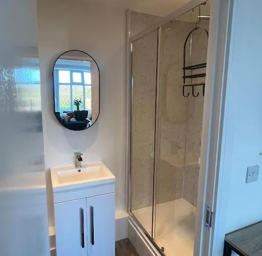 Apartment Abbotsbury 1 Bed Opposite Uwe Free Parking