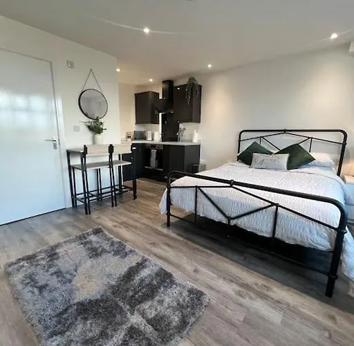 Abbotsbury 1 Bed Opposite Uwe Free Parking Apartament *